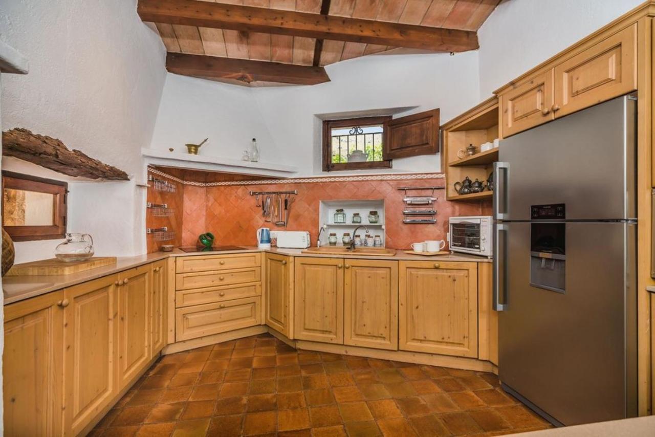 Villa Papalaia *